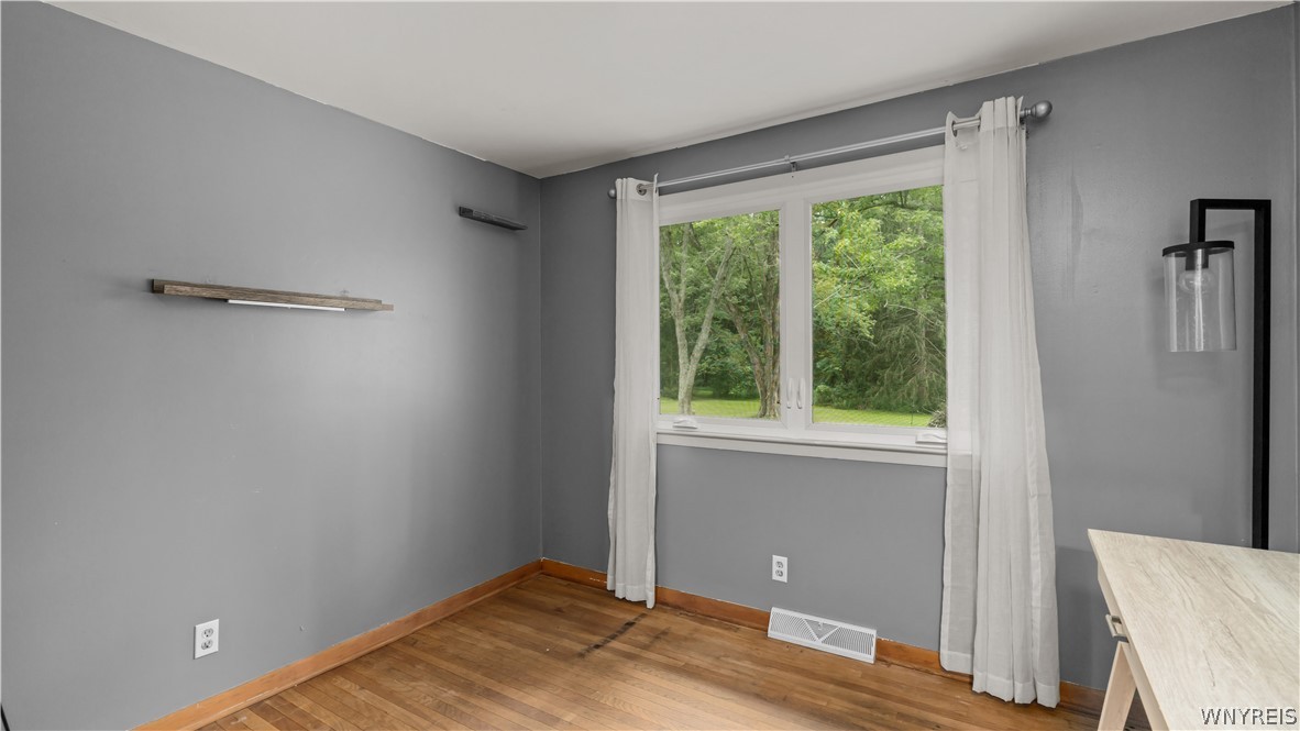 4402 Two Rod Road East Aurora, NY 14052 - Photo 25 of 34 Gallery Image 25