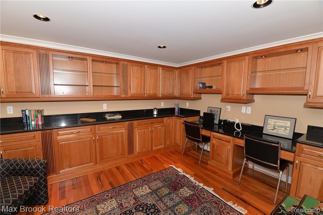 1056 Walnut Grove Rochester, MI 48306 - Photo 23 of 42 Photos by Wes Brooks 1056 Walnut Grove (123).JPG