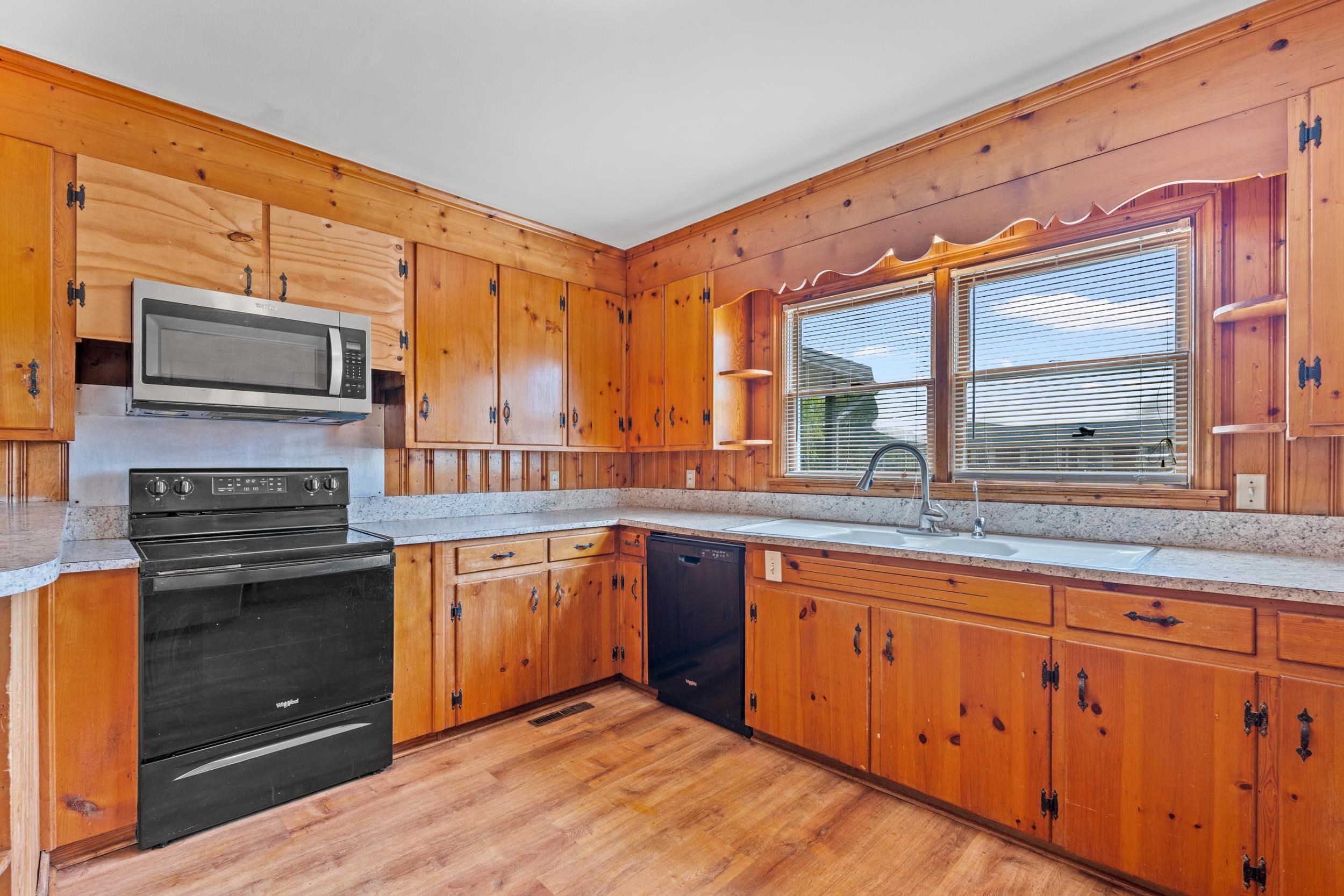 4218 Poole Loop Mullins, SC 29574 - Photo 13 of 49