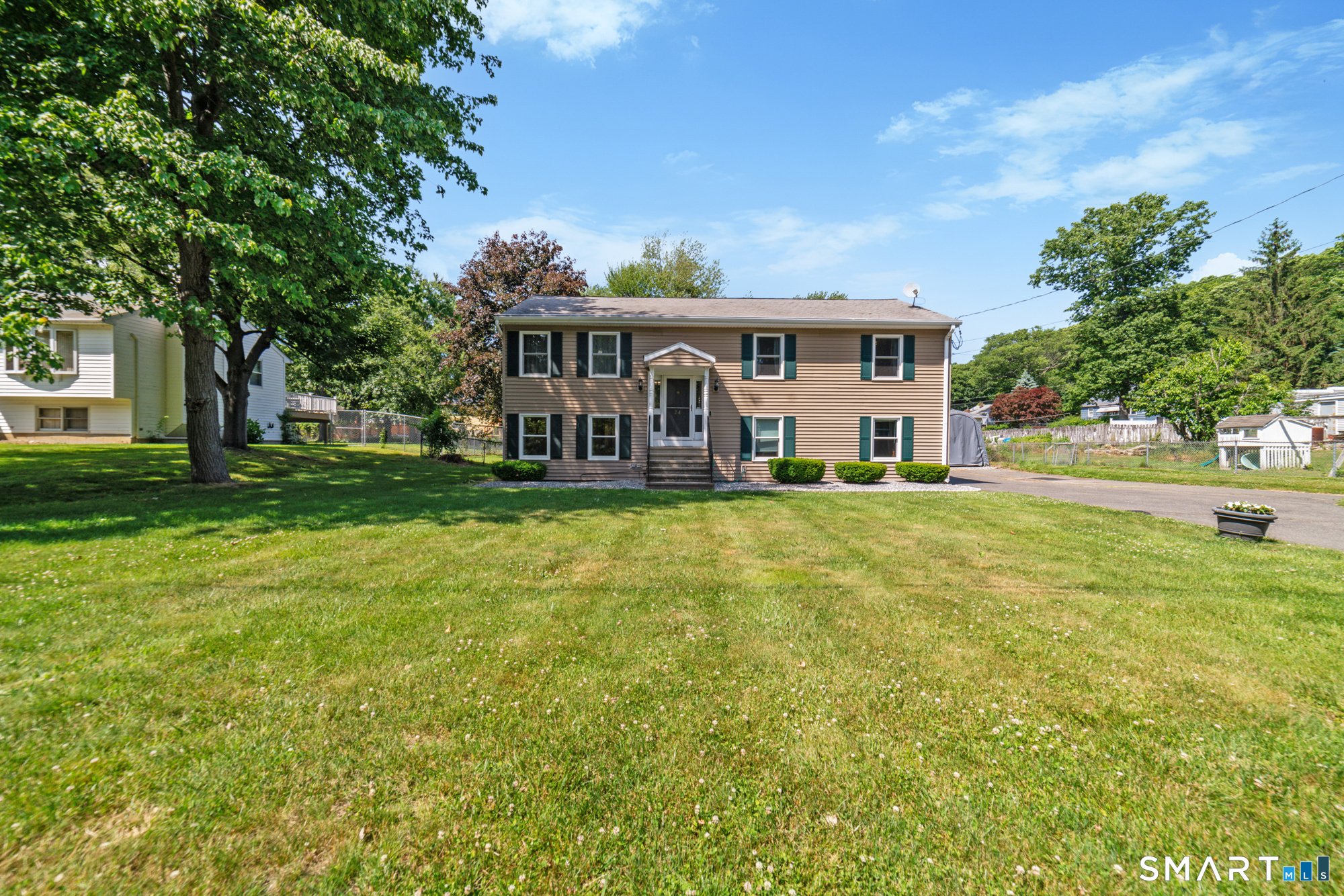 24 Maple Avenue Wolcott, CT 06716 - Photo 2 of 40