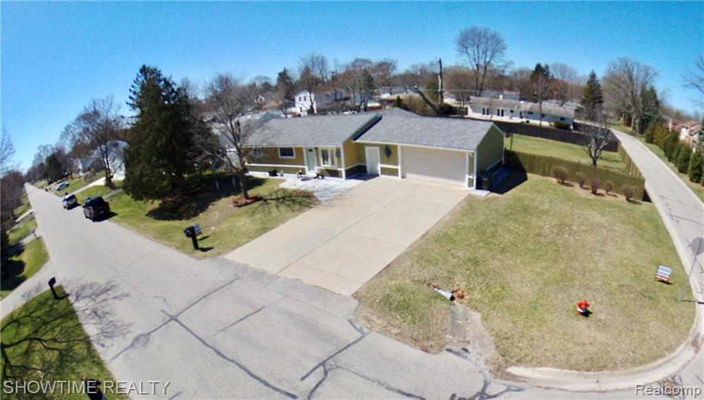 2350 Gerald Avenue Rochester Hills, MI 48307 - Photo 8 of 24