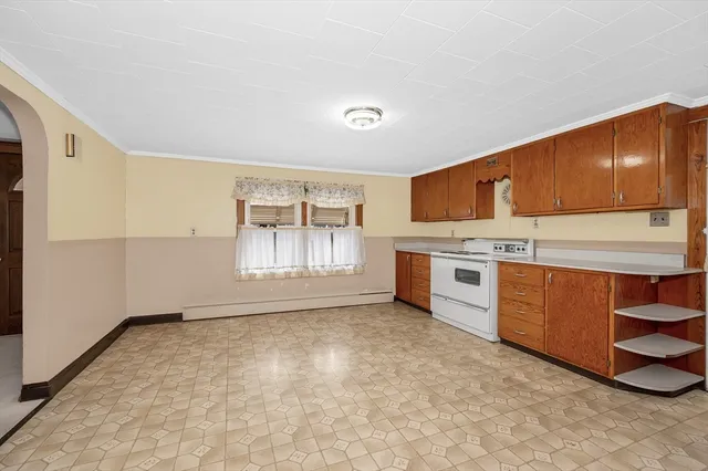 $399,900 | 16 Peabody Avenue, Dracut, MA 01826