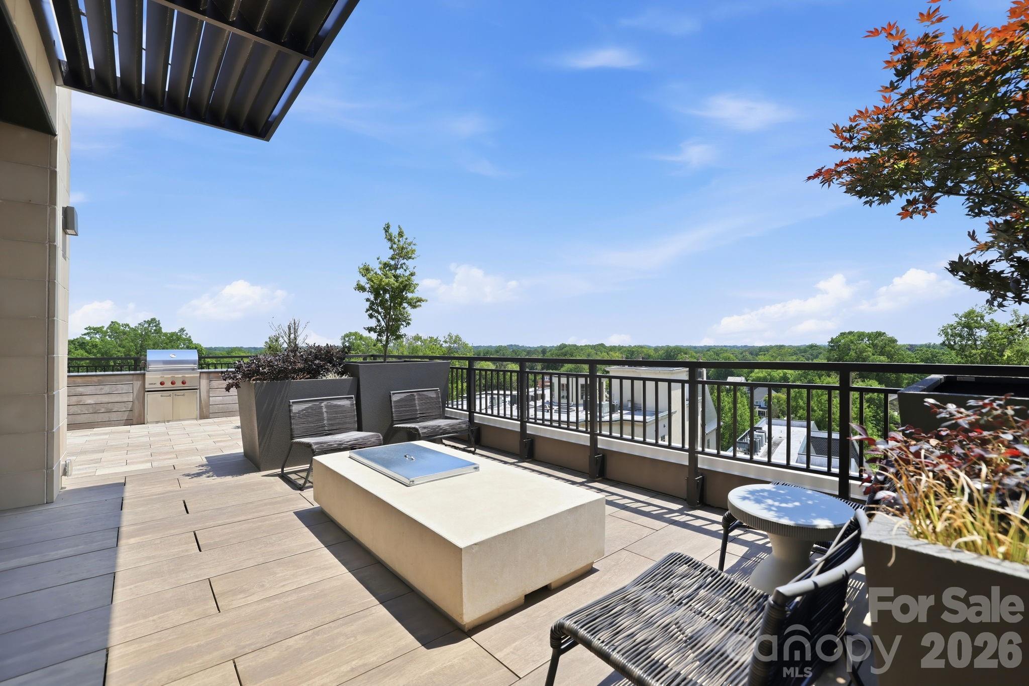 130 Cherokee Road, Unit 406 Charlotte, NC 28207 - Photo 31 of 35