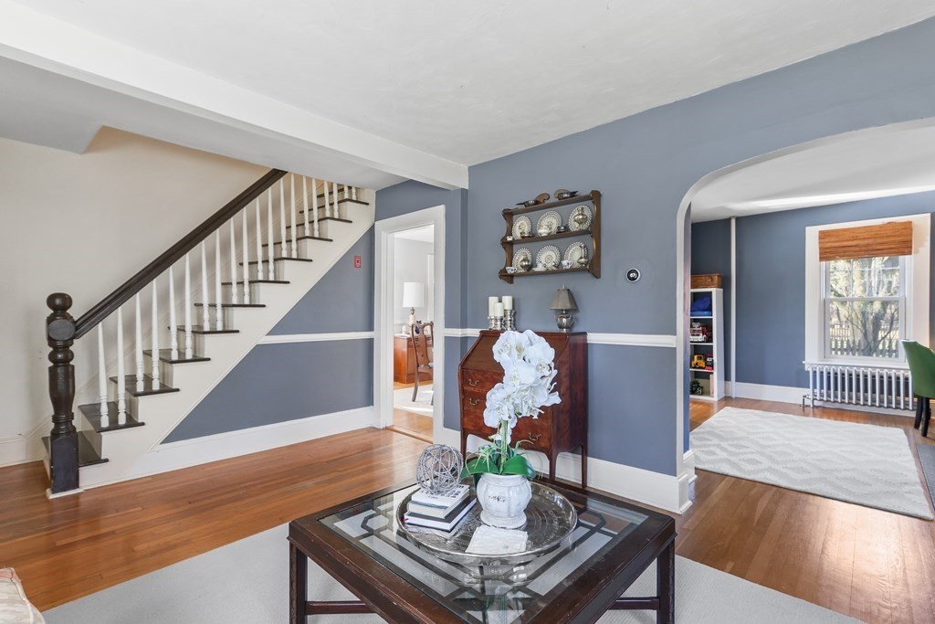 79 Kendall Lane Natick, MA 01760 - Photo 17 of 32 a living room with furniture