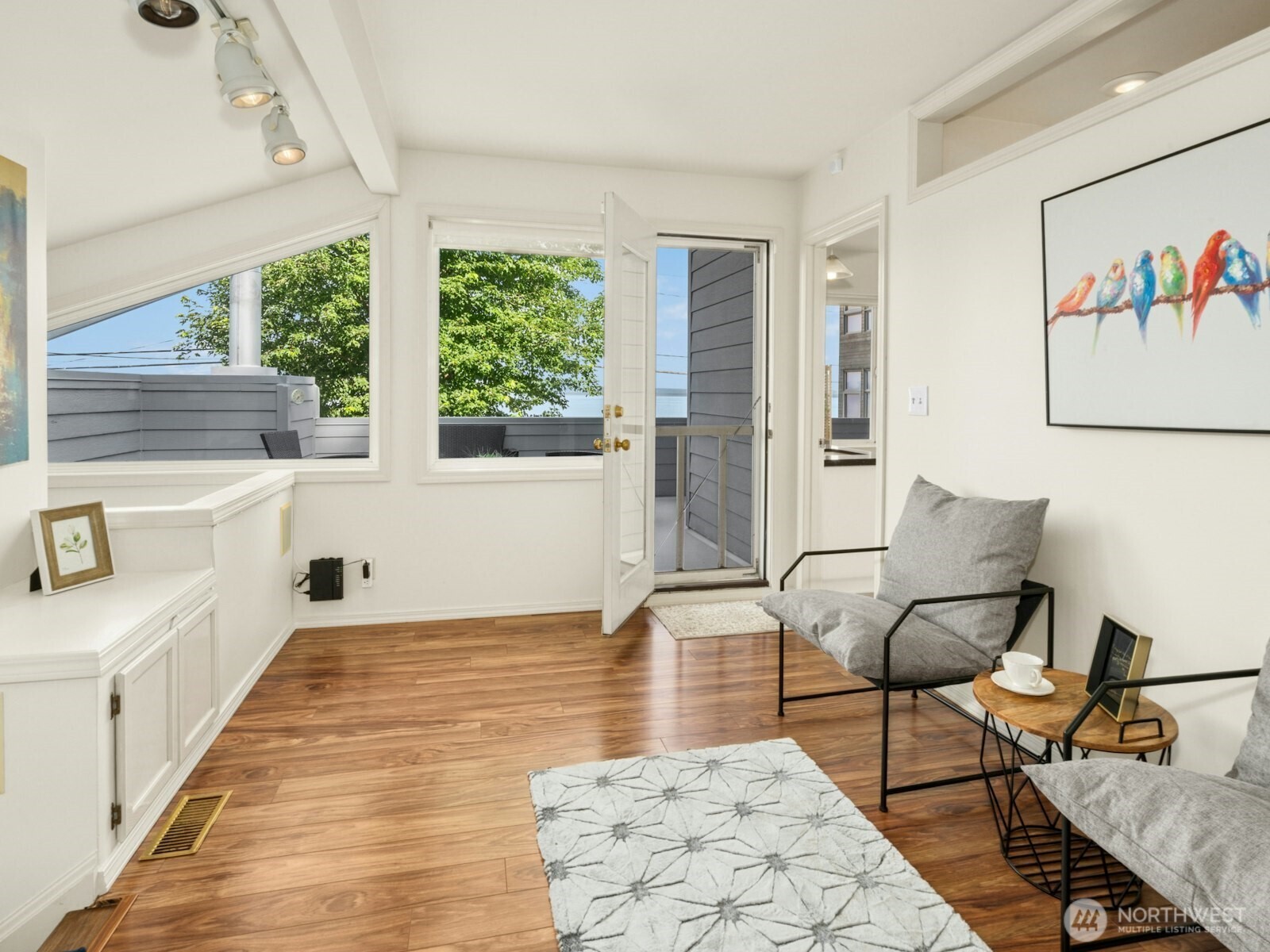 1710 Alki Avenue Southwest Seattle, WA 98116 - Photo 17 of 35