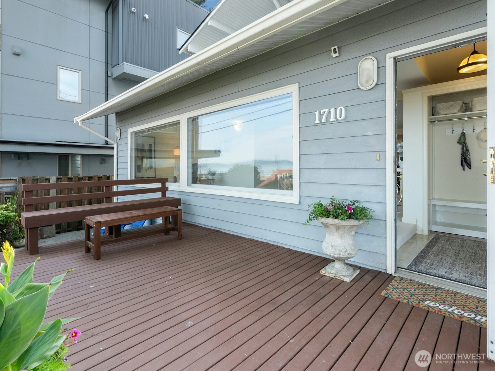 1710 Alki Avenue Southwest Seattle, WA 98116 - Photo 25 of 35
