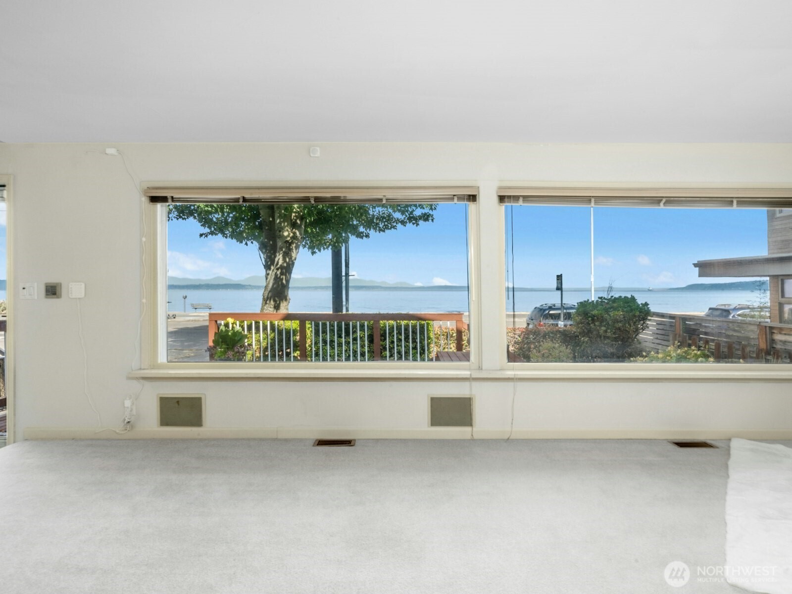 1710 Alki Avenue Southwest Seattle, WA 98116 - Photo 4 of 35