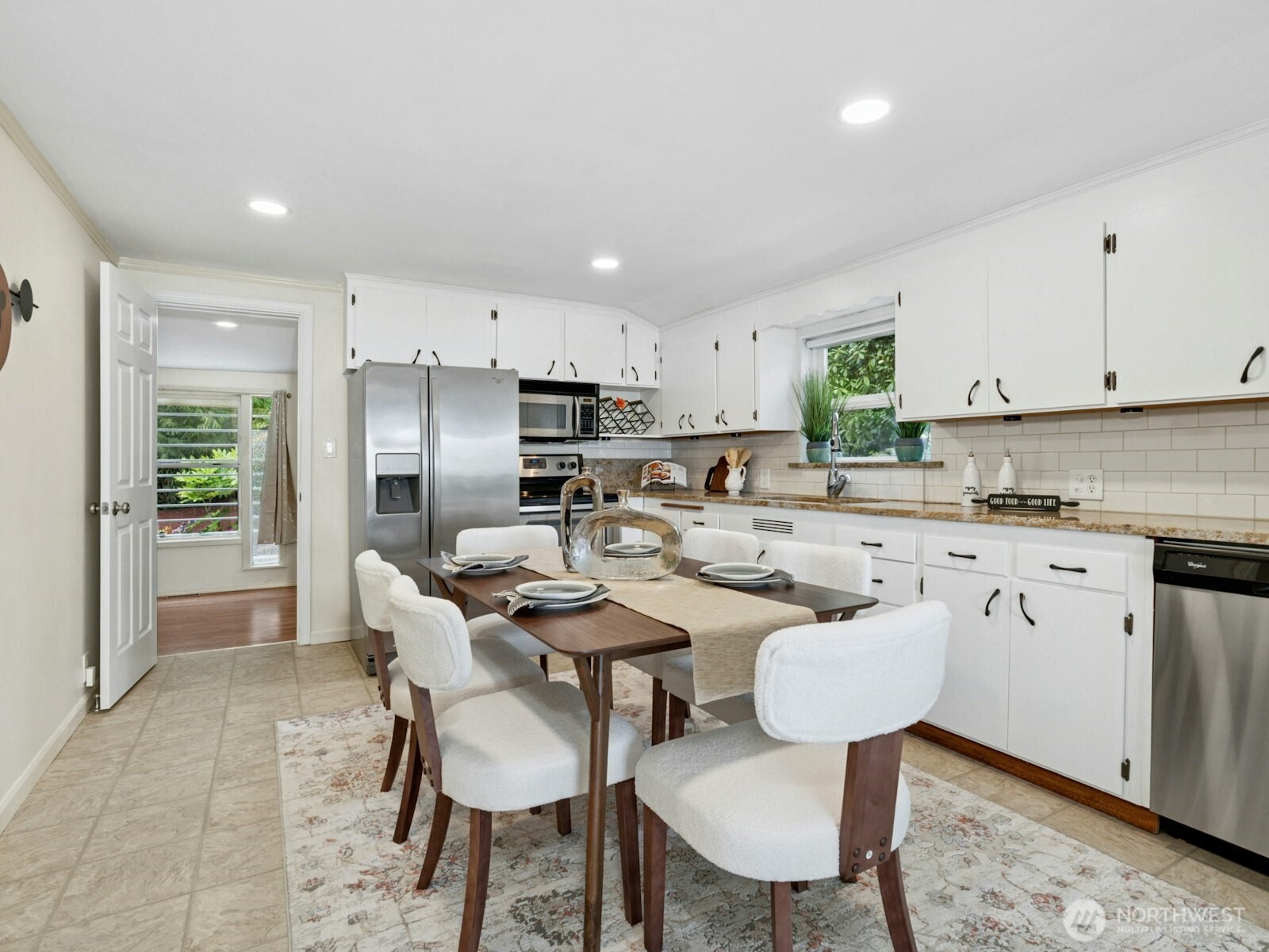 1710 Alki Avenue Southwest Seattle, WA 98116 - Photo 7 of 35