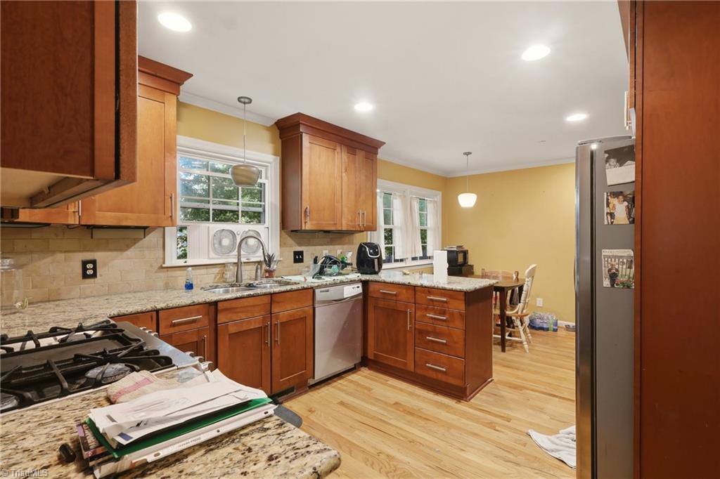 1056 Cantering Road High Point, NC 27262 - Photo 6 of 33