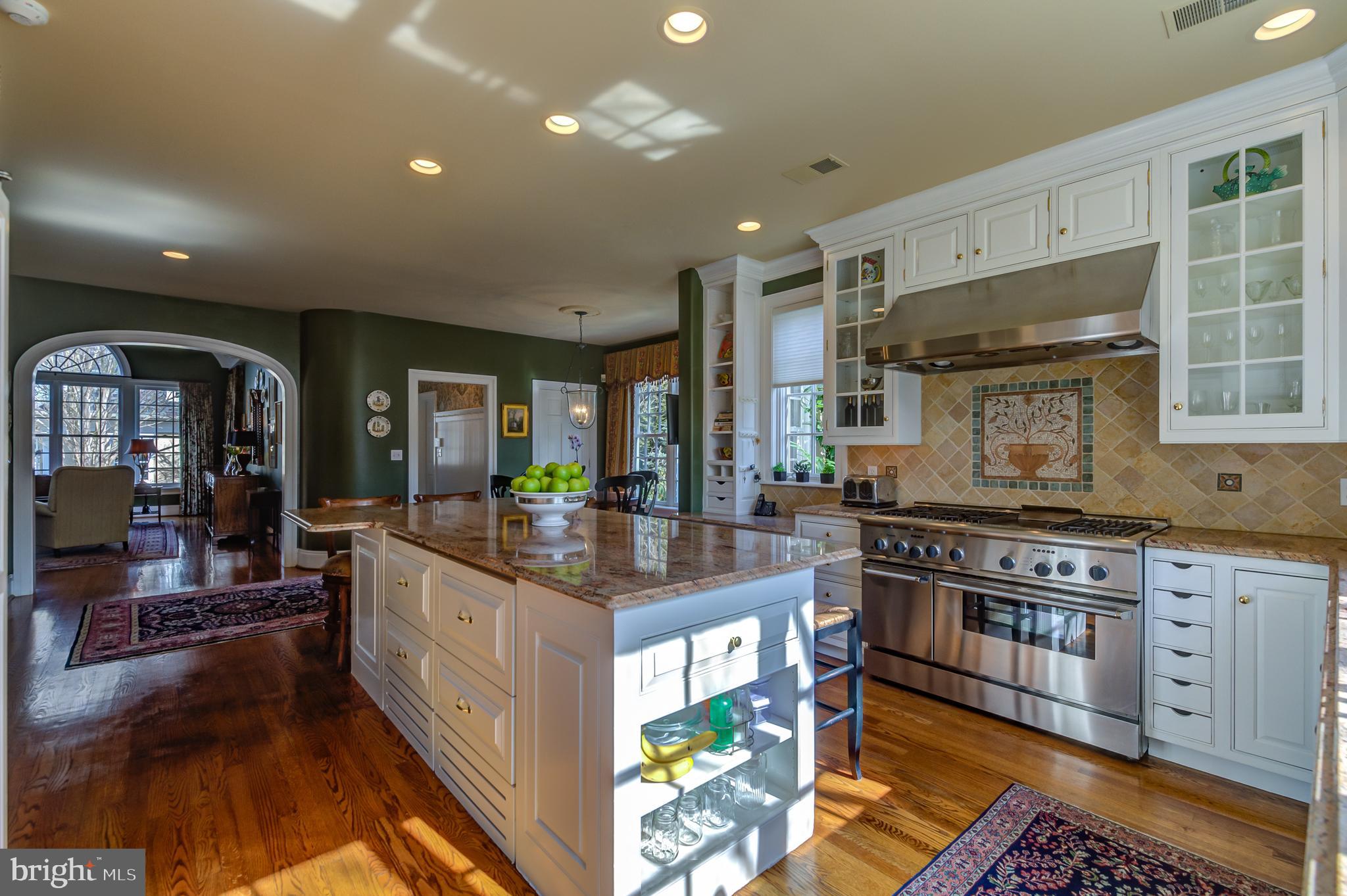 201 Pembroke Avenue Wayne, PA 19087 - Photo 20 of 73 Kitchen