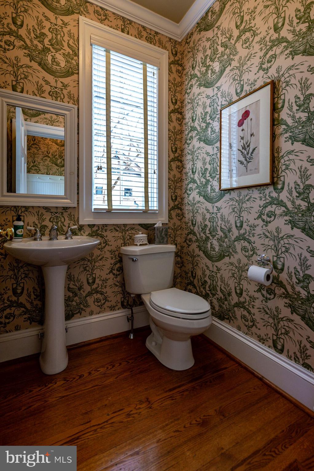 201 Pembroke Avenue Wayne, PA 19087 - Photo 24 of 73 Informal Powder Room