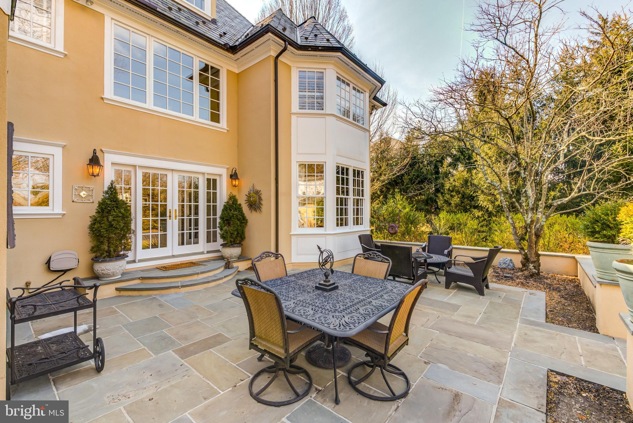 201 Pembroke Avenue Wayne, PA 19087 - Photo 55 of 73 Exterior Patio