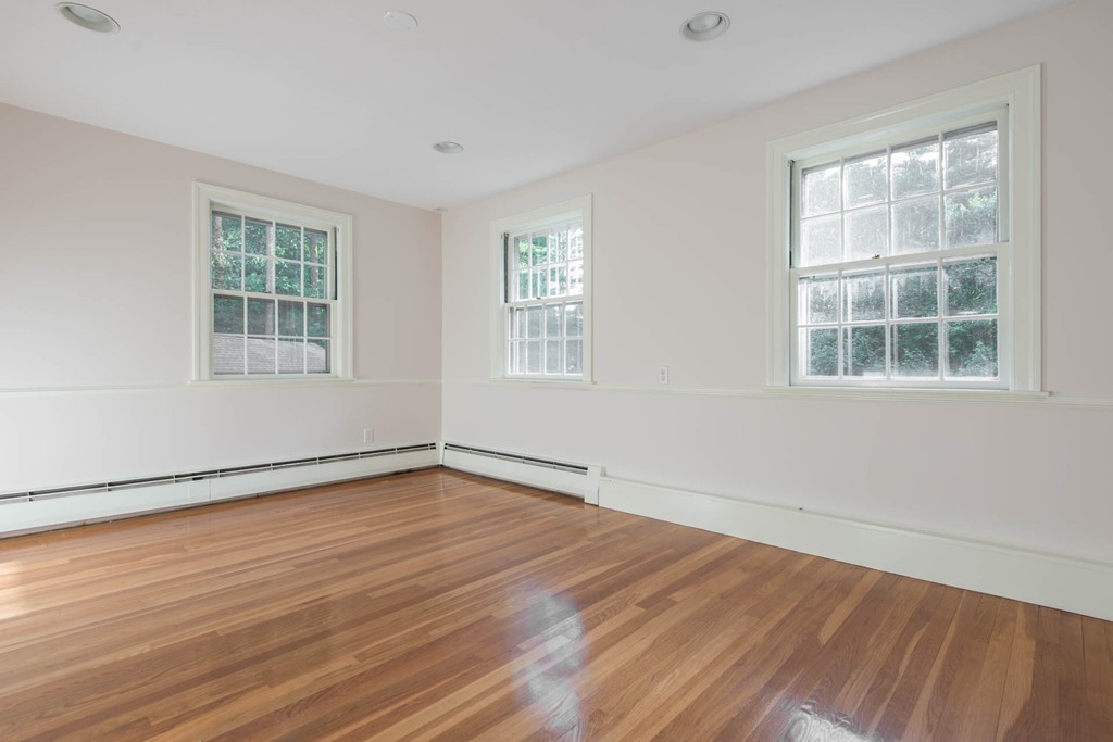 22 Bradford Road Weston, MA 02493 - Photo 13 of 30