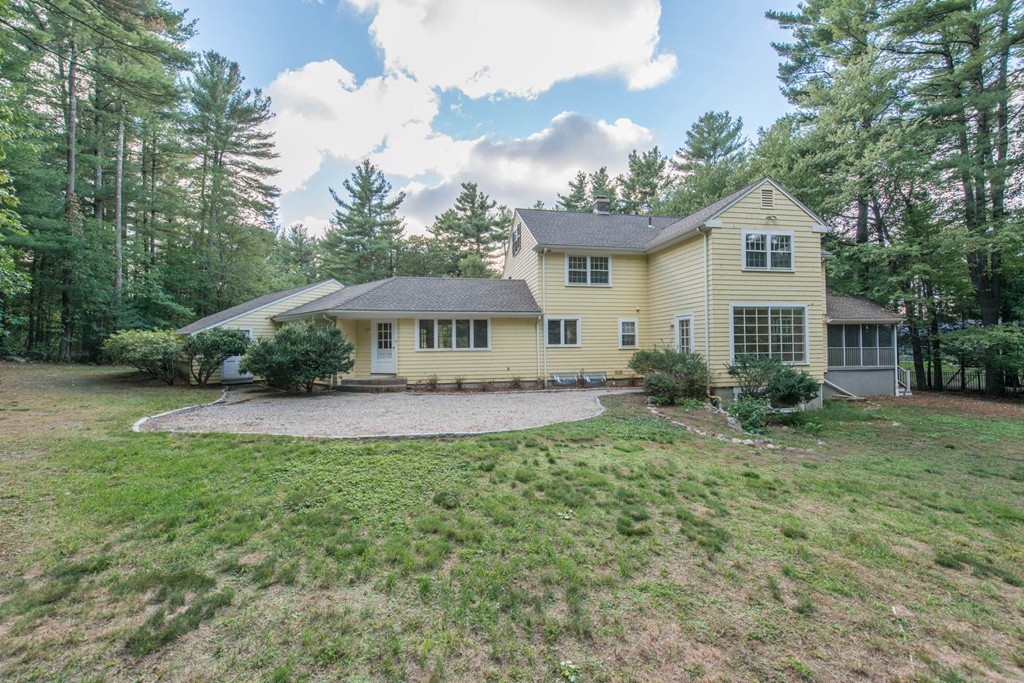 22 Bradford Road Weston, MA 02493 - Photo 24 of 30