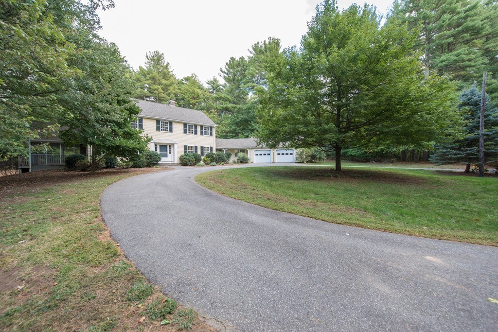 22 Bradford Road Weston, MA 02493 - Photo 27 of 30