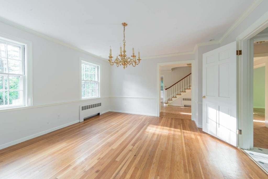 22 Bradford Road Weston, MA 02493 - Photo 7 of 30