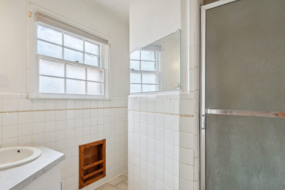 1618 56th Street Lubbock, TX 79412 - Photo 21 of 26 LowRes_56th_118