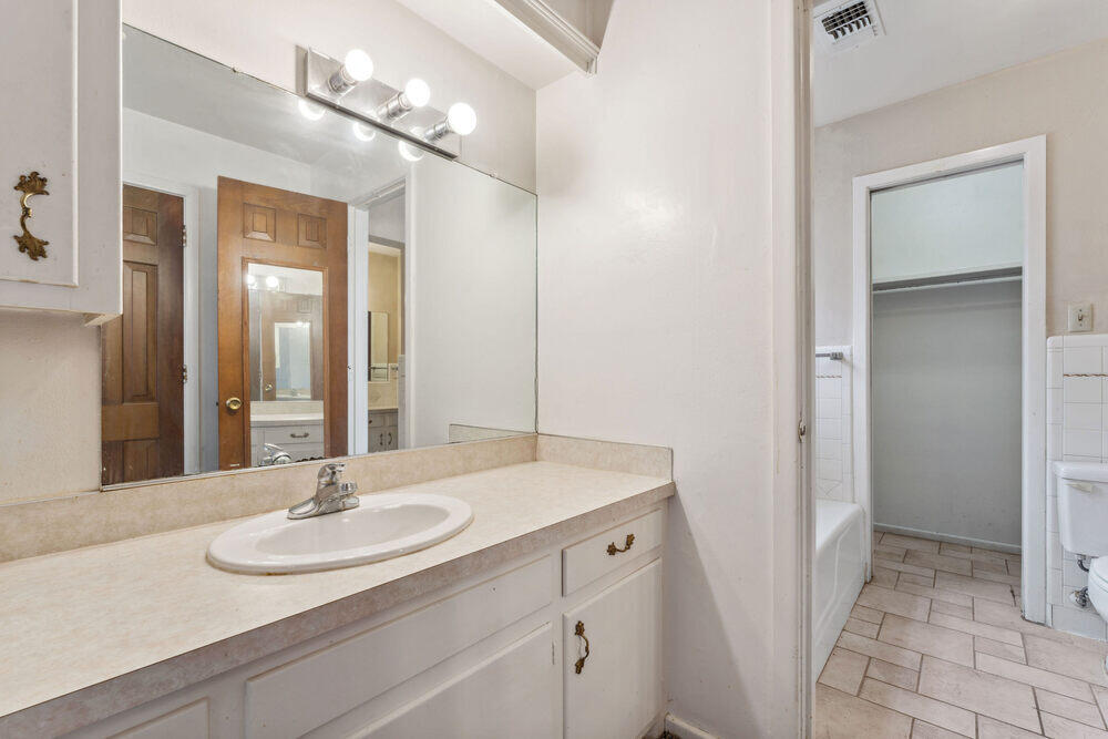 1618 56th Street Lubbock, TX 79412 - Photo 23 of 26 LowRes_56th_120