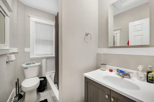 $389,900 | 214-216 North Hickory Street, Joliet, IL 60435