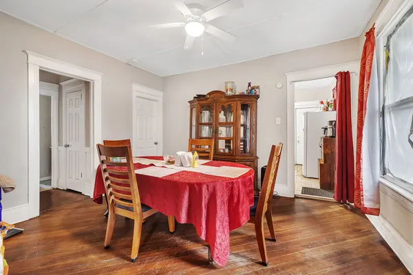 $389,900 | 214-216 North Hickory Street, Joliet, IL 60435