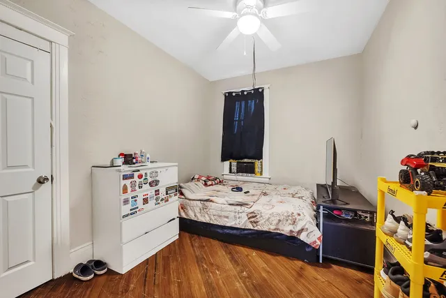 $389,900 | 214-216 North Hickory Street, Joliet, IL 60435