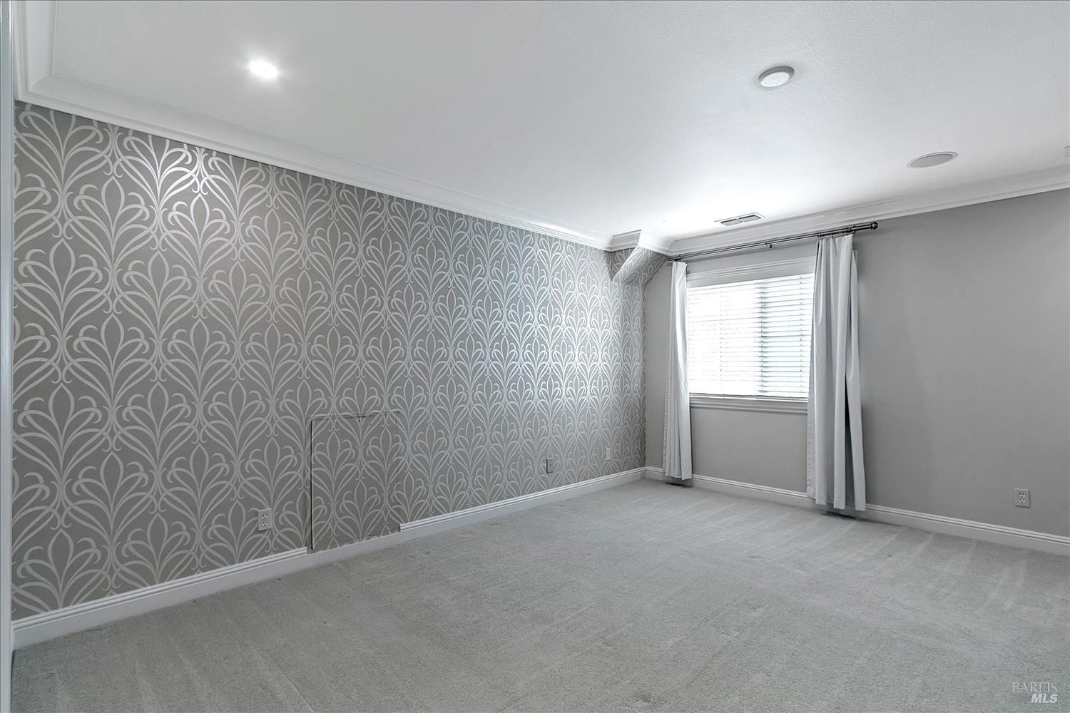 4180 Summer Gate Avenue Vallejo, CA 94591 - Photo 24 of 52 a view of an empty room and window