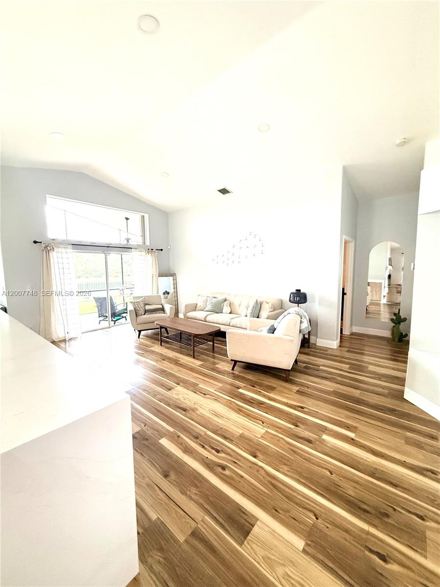 3221 Southwest 173rd Terrace Miramar, FL 33029 - Photo 14 of 40