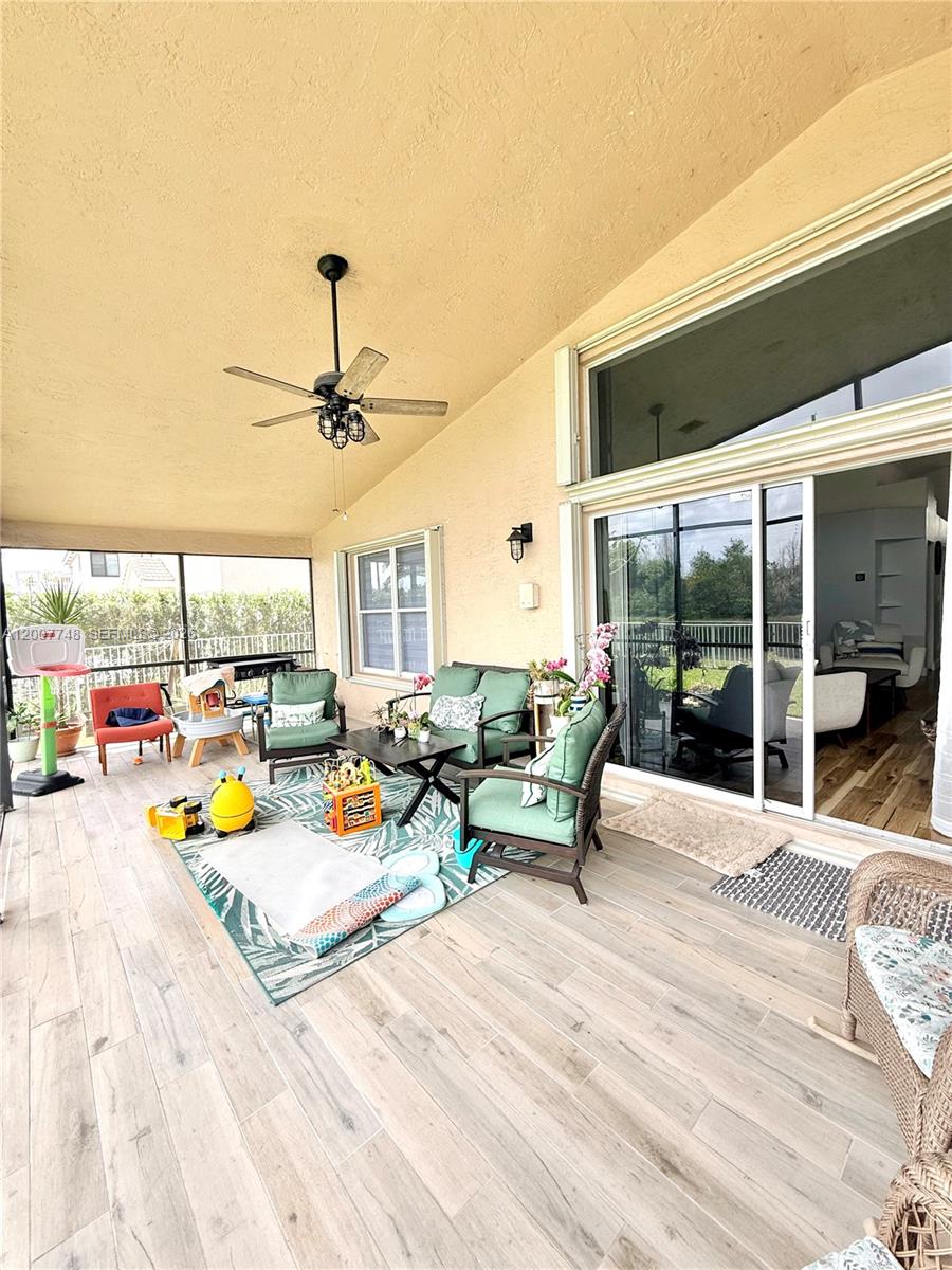 3221 Southwest 173rd Terrace Miramar, FL 33029 - Photo 31 of 40