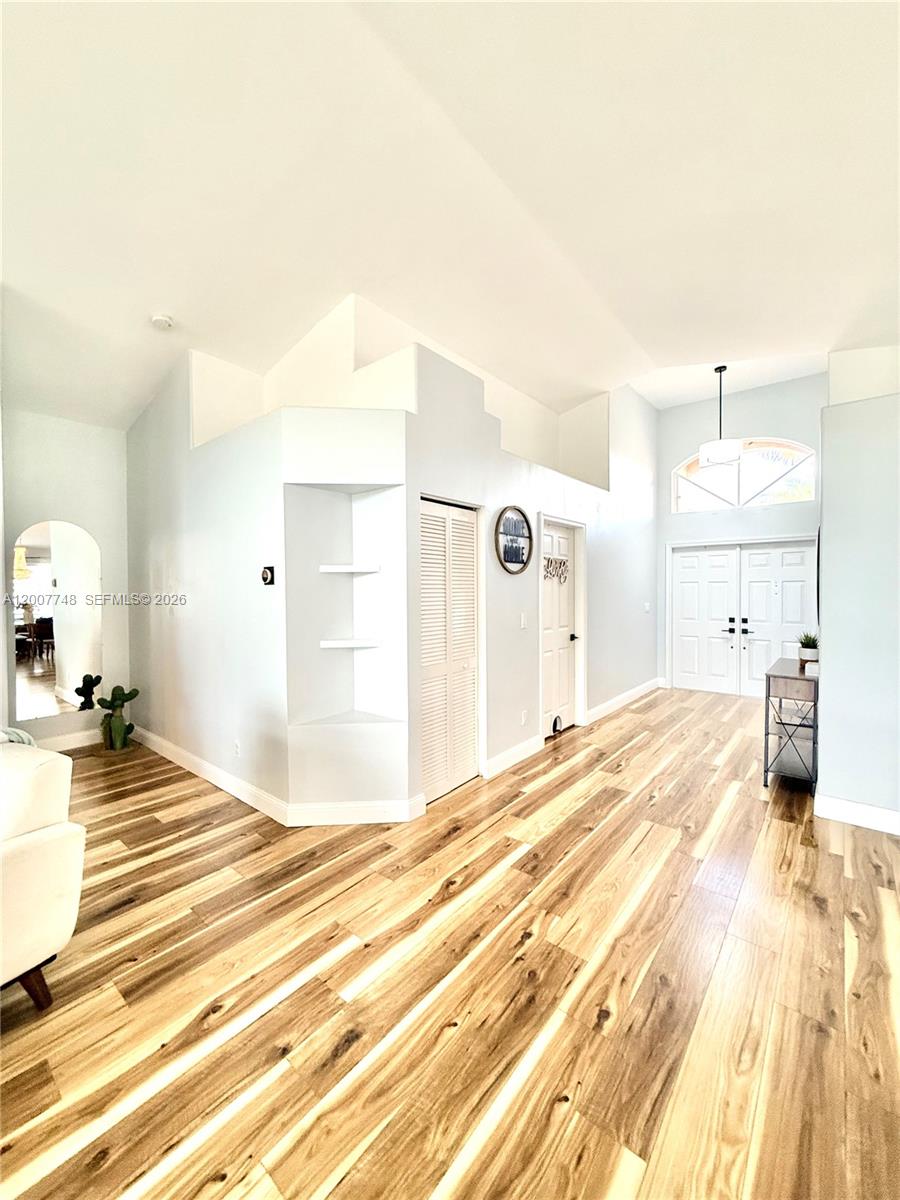 3221 Southwest 173rd Terrace Miramar, FL 33029 - Photo 5 of 40