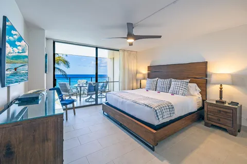 $995,000 | 110 Kaanapali Shores Place, Unit 508, Lahaina, HI 96761