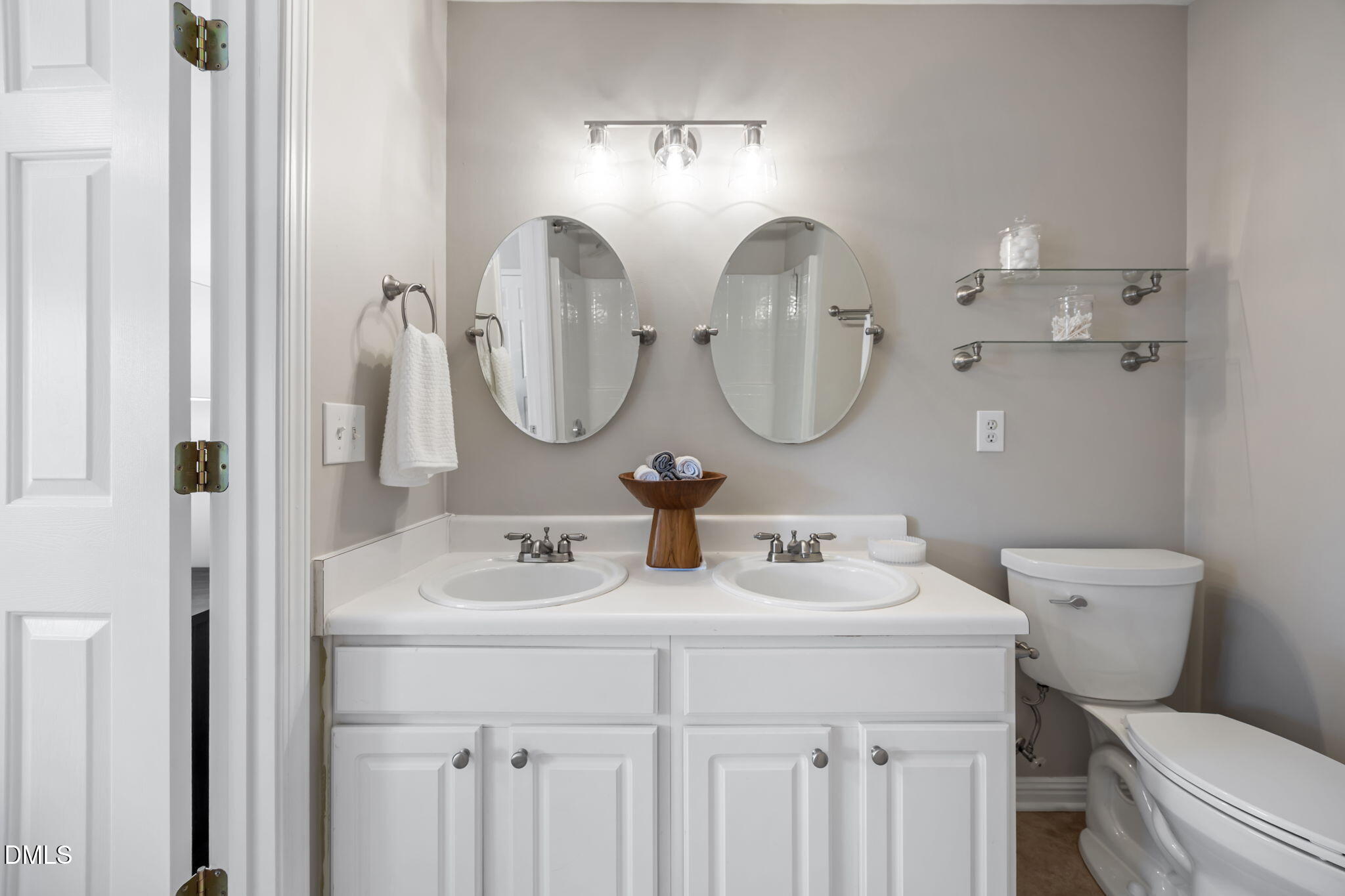 1703 Sorrell Brook Way Raleigh, NC 27609 - Photo 18 of 29 40-web-or-mls-IMG_6258
