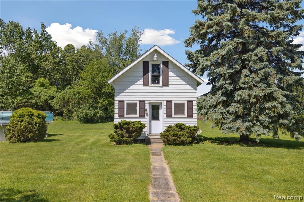 5533 North Fowlerville Road Fowlerville, MI 48836 - Photo 47 of 51