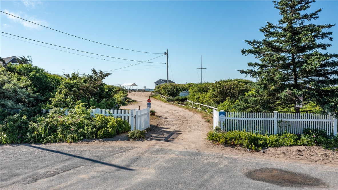 91 Green Hill Beach Road South Kingstown, RI 02879 - Photo 11 of 17