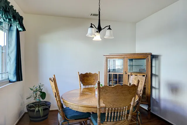 $640,000 | 6073 Scheelite Street, Jurupa Valley, CA 92509