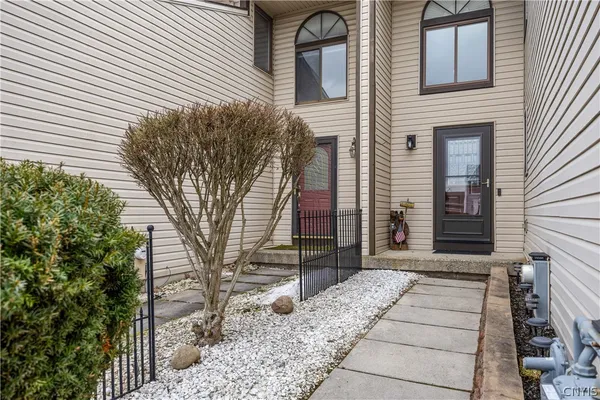$214,900 | 8102 Cicero Mills Road, Cicero, NY 13039