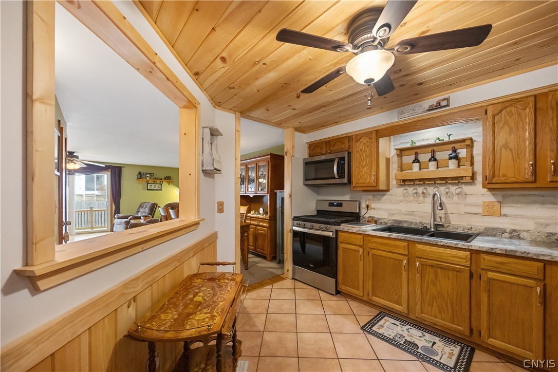 8102 Cicero Mills Road Cicero, NY 13039 - Photo 6 of 41