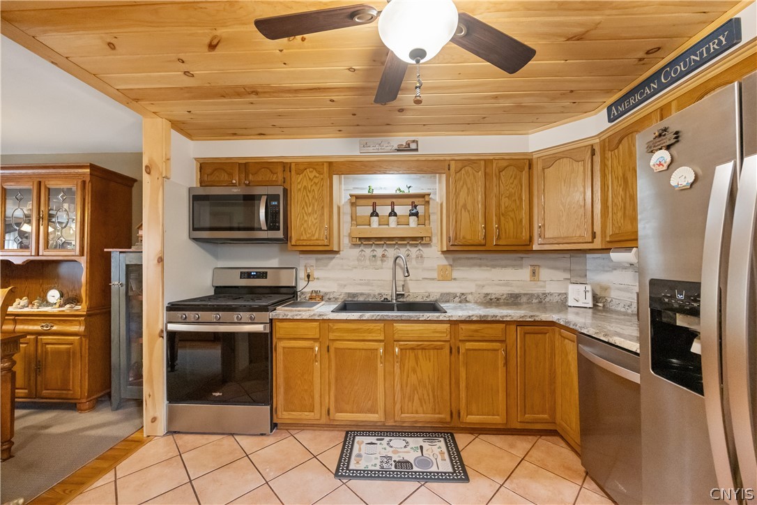 8102 Cicero Mills Road Cicero, NY 13039 - Photo 7 of 41