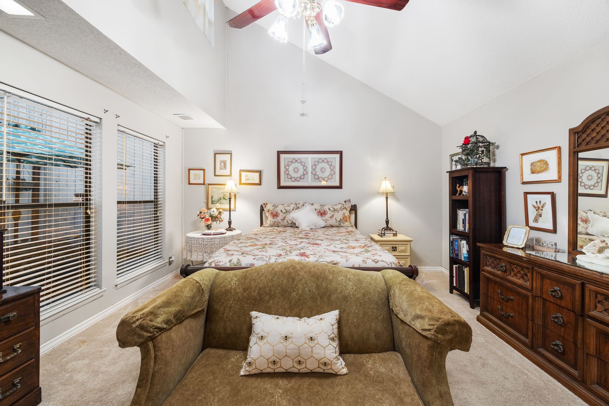 230 Harpers Mill Road Hermitage, TN 37076 - Photo 9 of 17 a living room with furniture