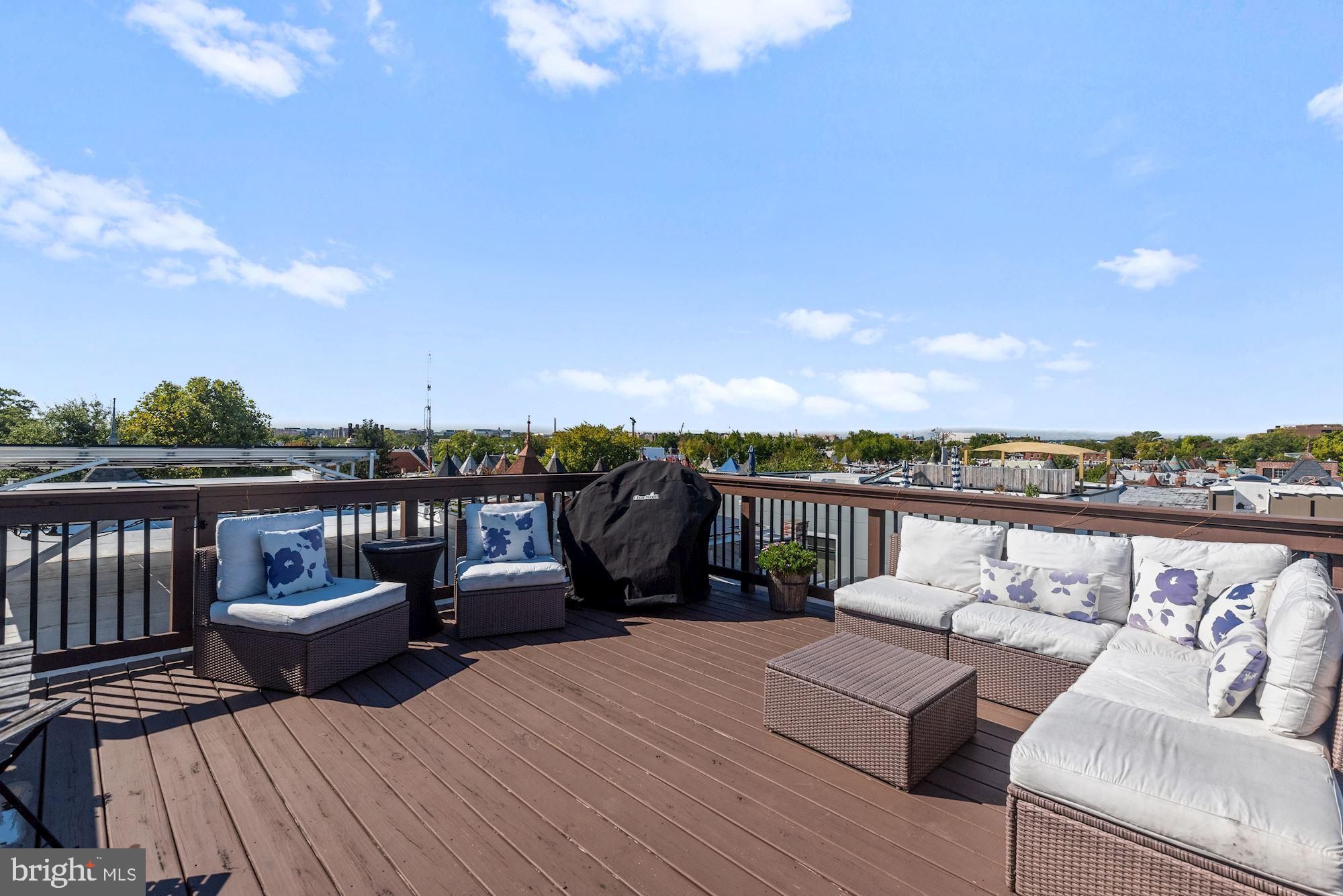 73 U Street Northwest, Unit 1 Washington, DC 20001 - Photo 25 of 30 a view of a terrace with couches