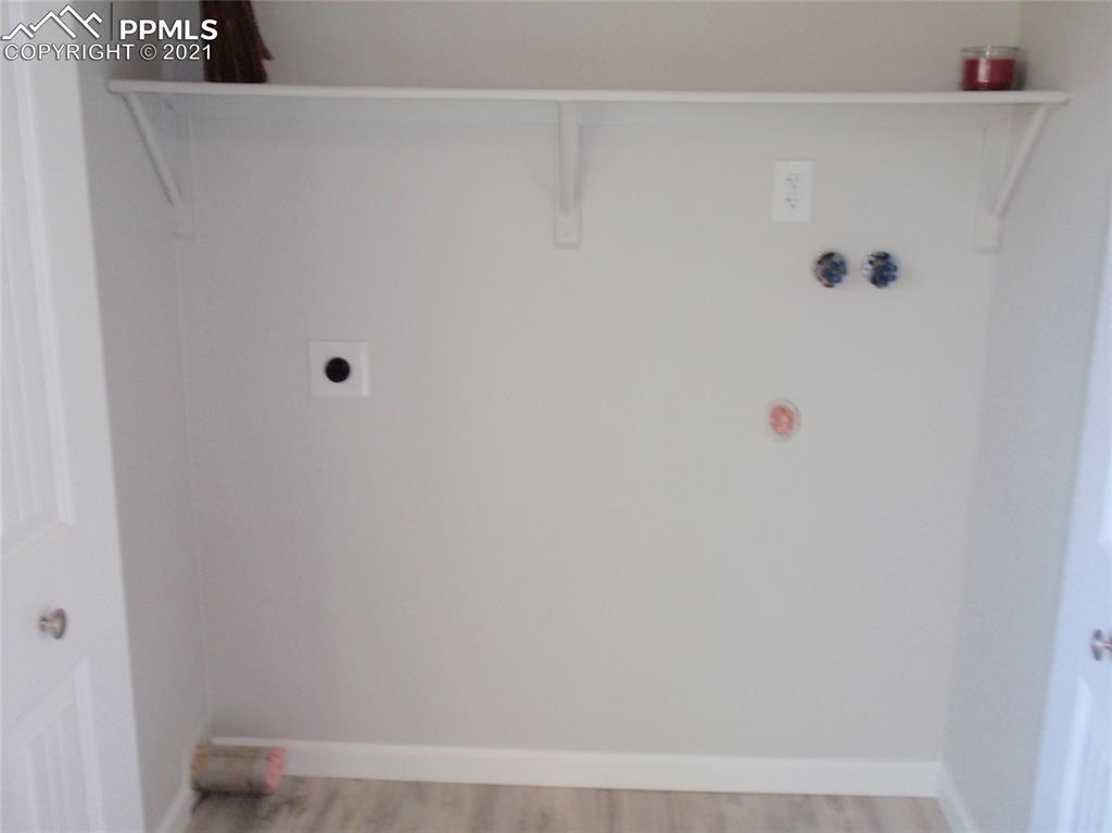 733 Alexander Road, Unit B Colorado Springs, CO 80909 - Photo 16 of 20