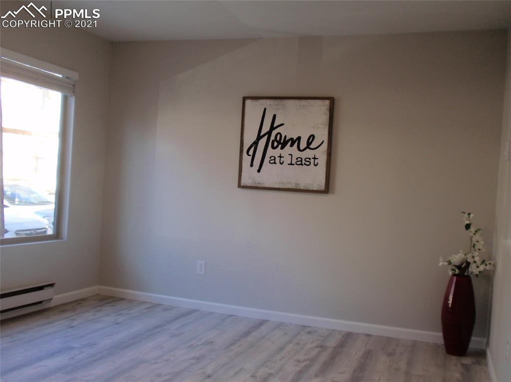 733 Alexander Road, Unit B Colorado Springs, CO 80909 - Photo 7 of 20