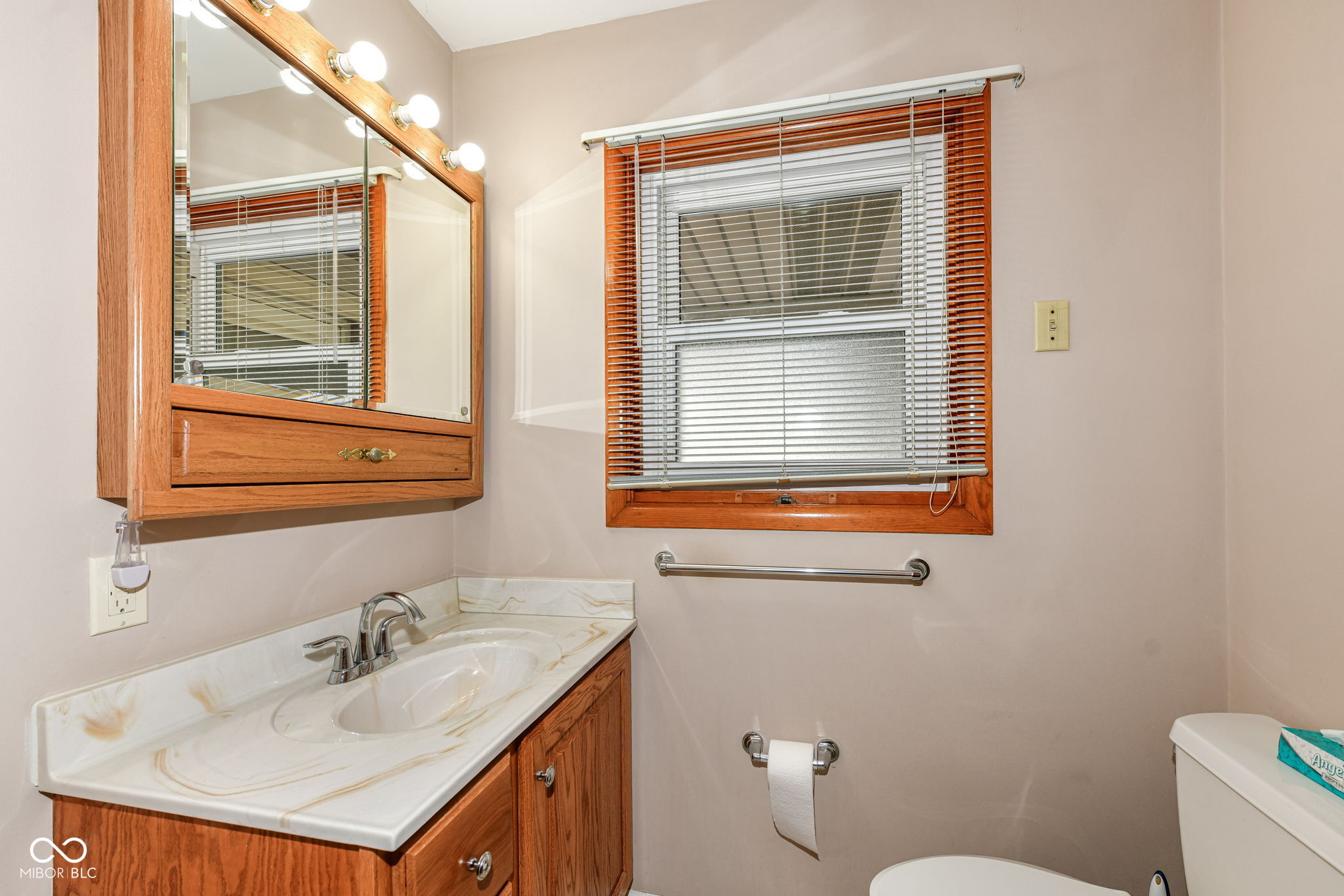 4205 Solun Road Indianapolis, IN 46221 - Photo 22 of 30