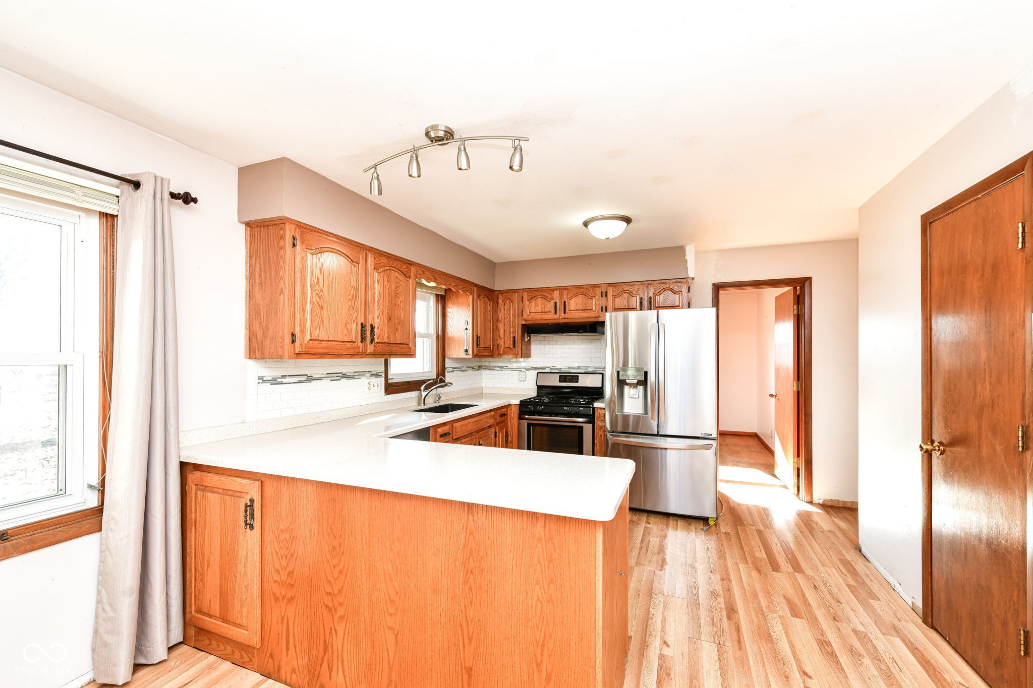 4205 Solun Road Indianapolis, IN 46221 - Photo 8 of 30