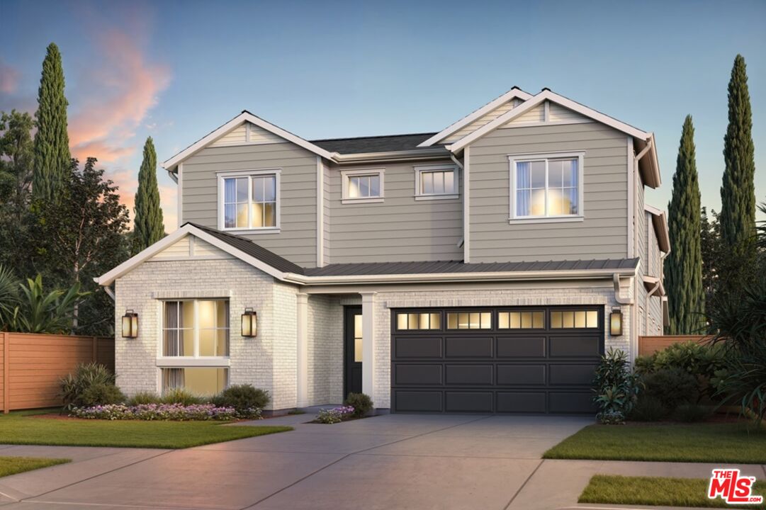 2803 Cardiff Avenue Los Angeles, CA 90034 - Photo 10 of 10 a front view of a house with a garden