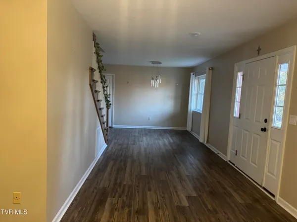 $270,000 | 6023 Crystal Lane, Wise, VA 24293