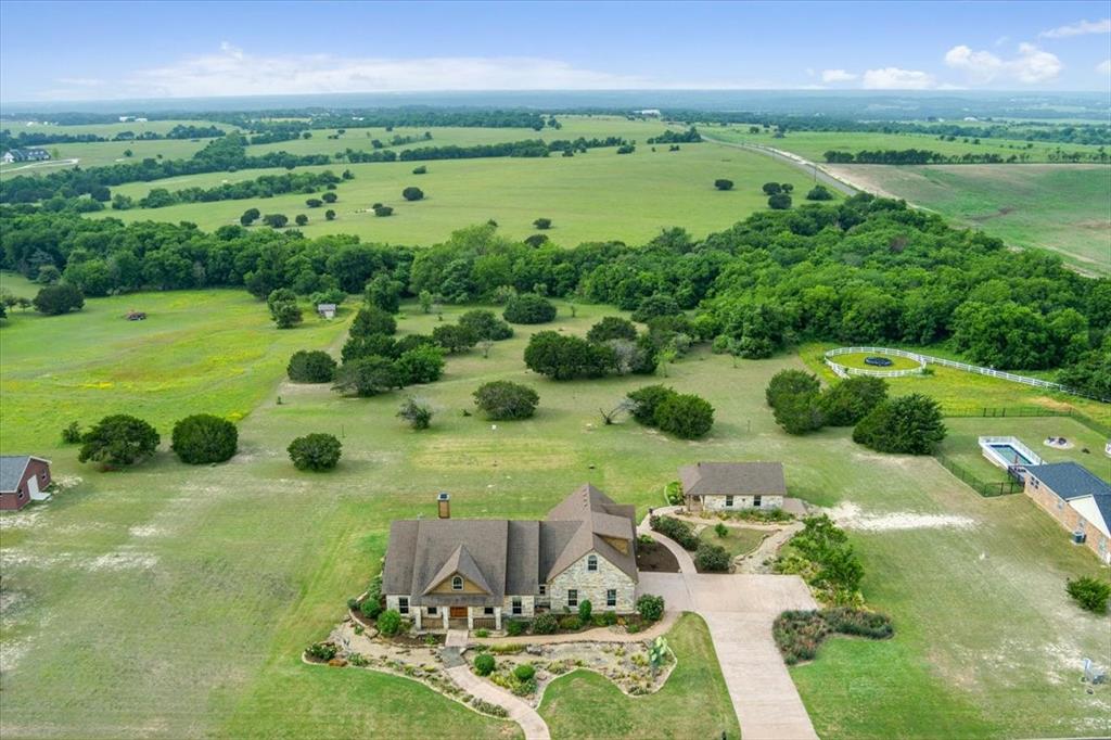 200 Ranchcrest Road Lorena, TX 76655 - Photo 2 of 38
