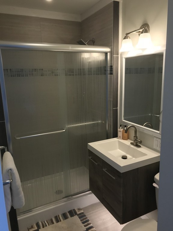 34 Littleton Street Springfield, MA 01104 - Photo 10 of 30