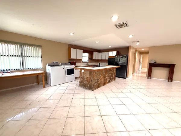 $2,500 | 16031 78th Road North, Loxahatchee, FL 33470