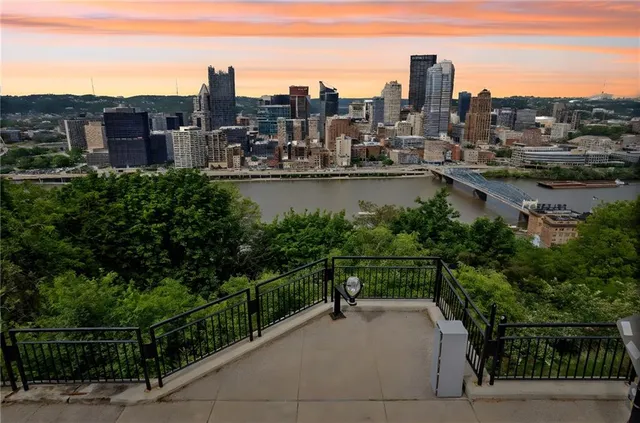 $159,000 | 121 Grandview Avenue, Unit 9, Pittsburgh, PA 15211