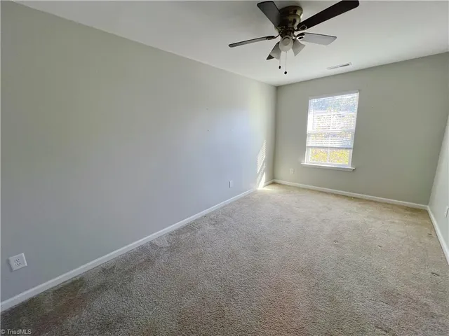 $1,800 | 1045 Coldstream Drive, Burlington, NC 27215